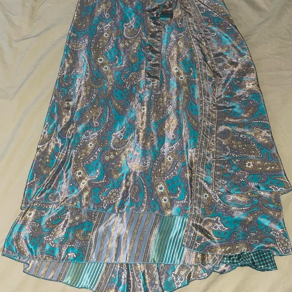 Turquoise /Green Paisley Wrap Skirt - Picture 3 of 4